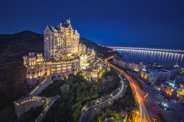 2025中国最美十大城市出炉，青岛第3，广州第6，大连垫底！