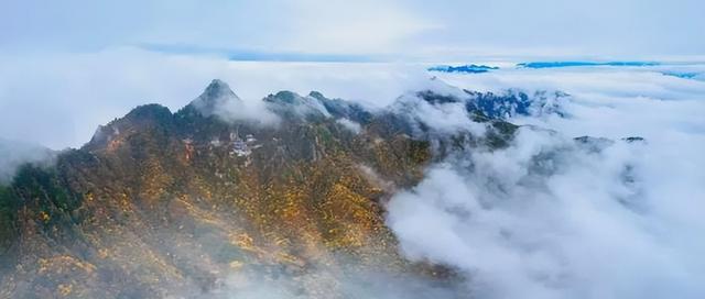 安康南宫山：五彩秋色惹人醉