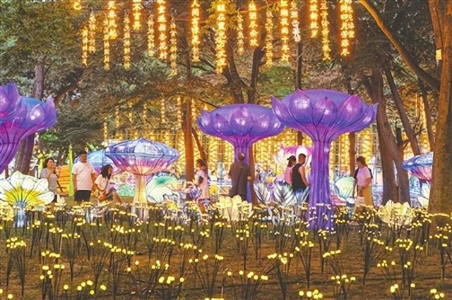 “青岛之夏”艺术灯会本周五、周六将送2000只萤火虫 快来领吧