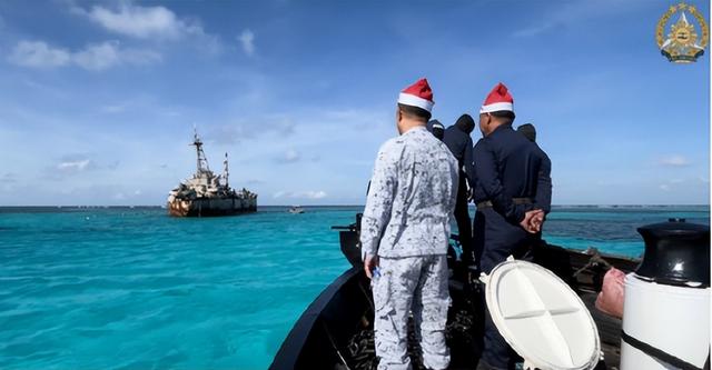 盼了三天三夜，菲律宾渔民第一个等来的，是中国人民解放军