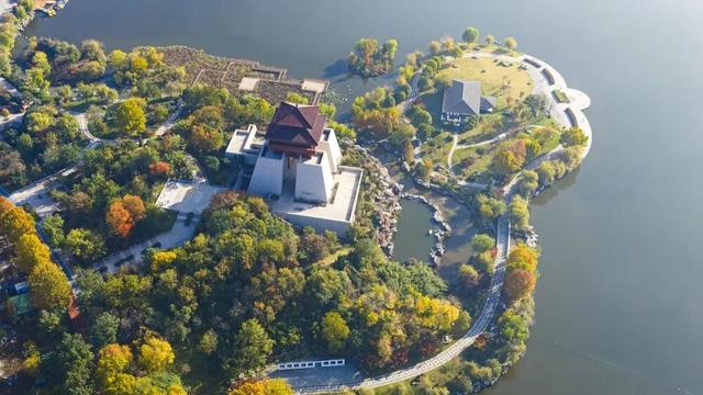 新华社：枣庄市中彩韵斑斓