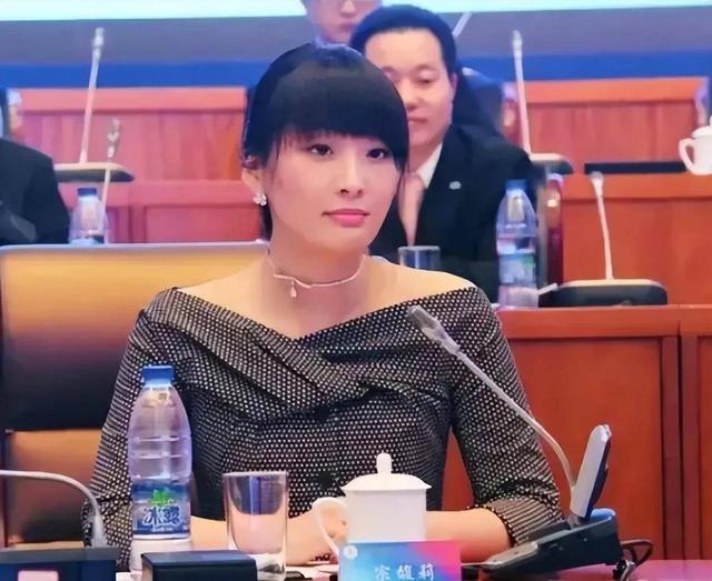 亲叔发声背刺？宗馥莉遗产纠纷案不到48小时，就传来3大重磅消息