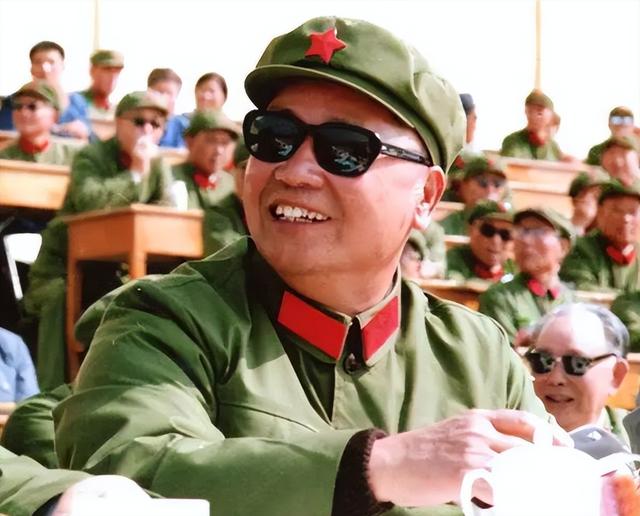 张廷发为什么能够成为中央政治局委员？