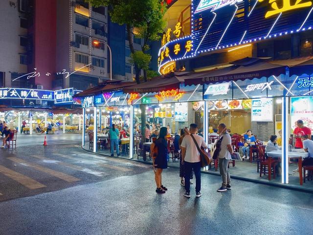 武汉曾经“最火”的夜市街！升级改造后却没了人气，问题出在哪？