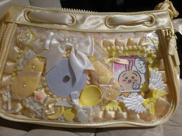 “痛文化”席卷大江南北！全红婵痛包引断货，千亿生意凭啥爆火？