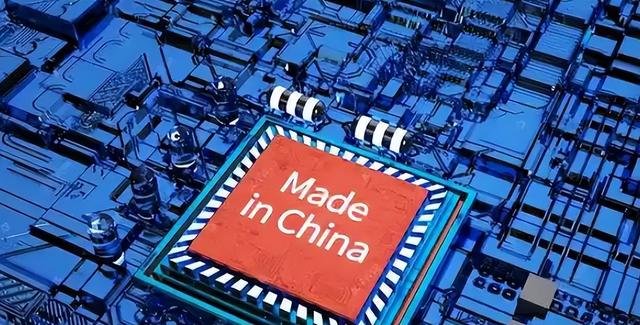 中国买光刻机不急着造芯片？美专家惊出冷汗：他们在下一盘大棋