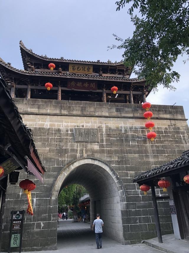 穿越千年阆中文旅，六位璀璨星辰有五位从旅游探奥盘龙山后而定居