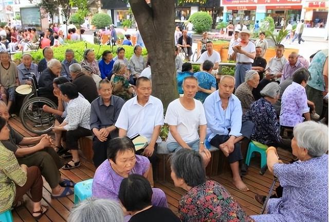 我国到2075年还有多少人？来看人口模型的详细推算吧！