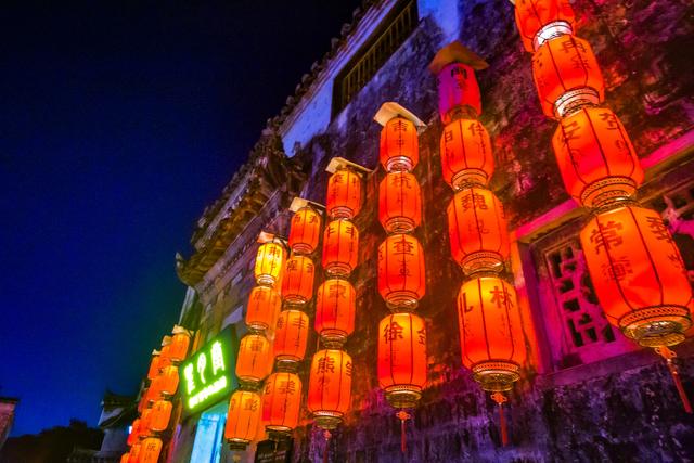 皖南宏村秋意浓，月沼风荷，南湖书声，时光在此温柔地停顿