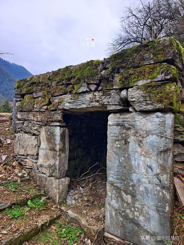 【行走徽州234】高演：村名也是皇帝名，还有“大夫山庄”的名字