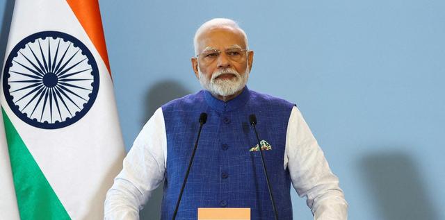 给印度上眼药？课税500%，美国总统：制裁与俄罗斯贸易往来的国家