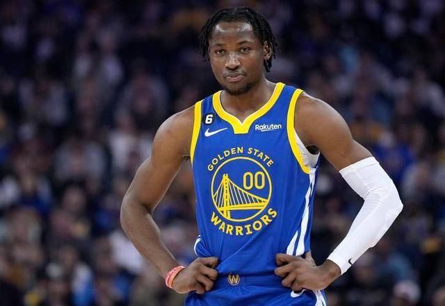 库明加离队换来钢铁战士！7月29日晚上，NBA传来勇士、库里新消息