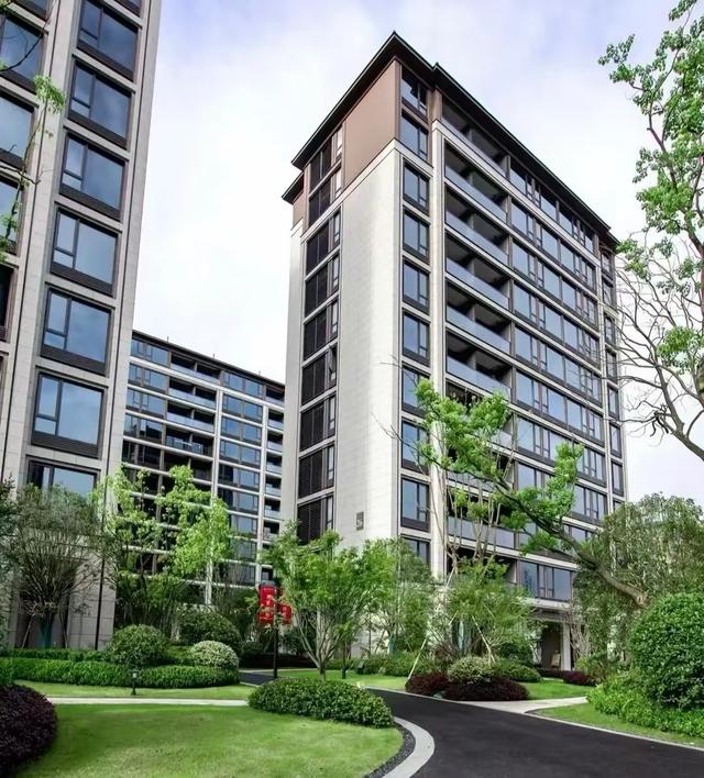 第一次买房千万别踩雷，这10条建议全都是肺腑之言，帮你少走弯路