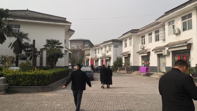 金融街电讯/杜猛： CECU华旗企业家俱乐部：探访中国牡丹画平乐村