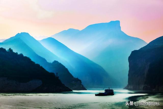 准备来一场三峡游轮之旅，揭秘三峡游轮路线，要走哪条路线好？