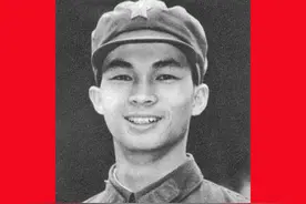 79年对越作战，三位步兵徒手夺敌机枪，均被授一级战斗英雄称号图片