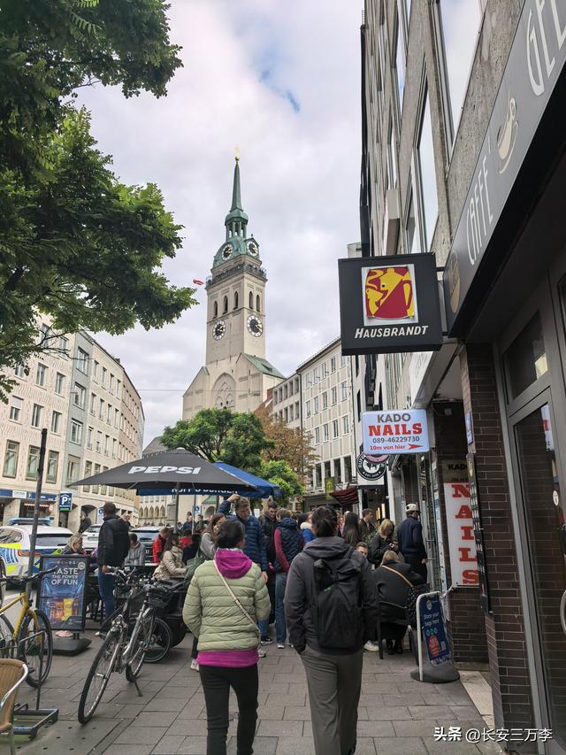 欧洲行第16天：探慕尼黑的苹果店，逛国王宫和英国花园