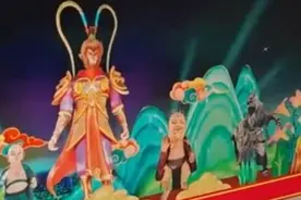 春节临近，记者走进太原尖草坪横渠村一家花灯厂，山西古建、黑悟空系列花灯成客户首选图片