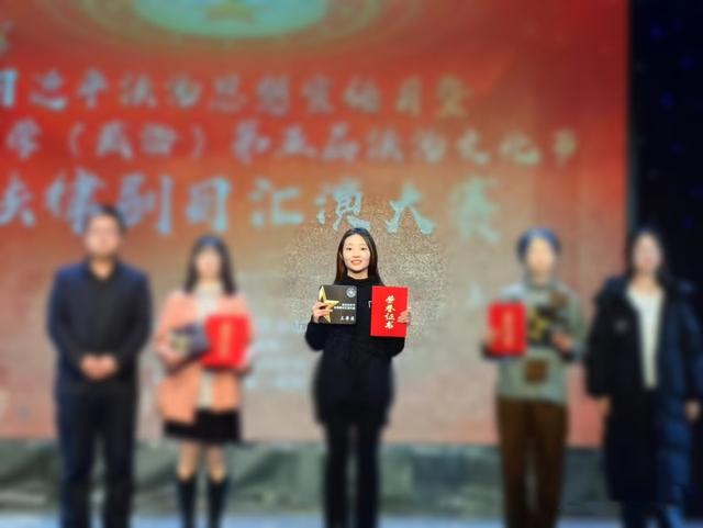 20岁大学生张敬雯去世，生前5个月没有吃喝，长得很漂亮，太可惜