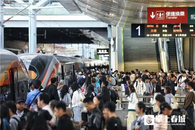 人气爆棚！国庆中秋假期，累计1579.51万人次游昆明！最火的景区是……