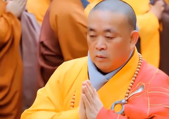李湘不再隐瞒！公开与释永信真实关系，亲密照真相终于水落石出！
