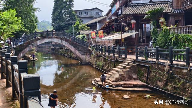 唐蕃古道上的古驿站，水墨山水里的上里镇
