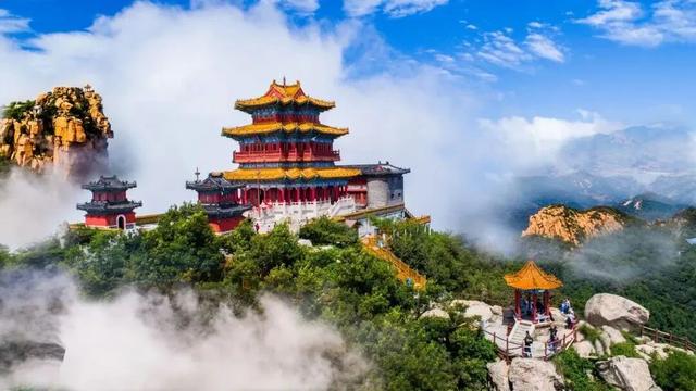 这个假期，潍坊临朐喊你来看演唱会，跑马免费游景区！