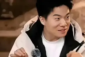 董宇辉的道歉充满了老板对员工的傲慢图片