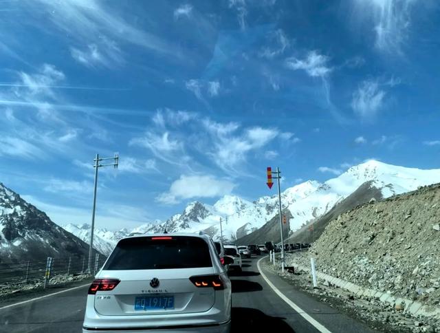 红其拉普 最高的国门 盘龙古道 最多的弯路 帕米尔之眼 最震撼的高山