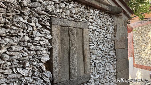 簪花围里的千年渔村：泉州蟳埔村沉浸式体验全攻略