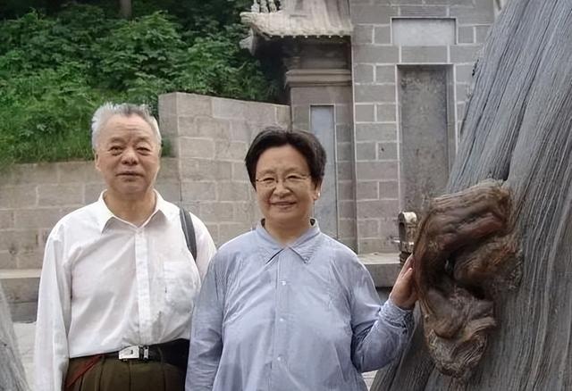 2023年，李讷同志为河北受灾群众捐款，看到金额后令人敬佩