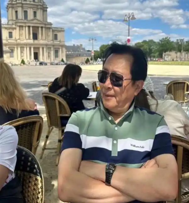 没想到，阅兵结束仅一个月，唐国强因一个举动，再次实现口碑暴涨