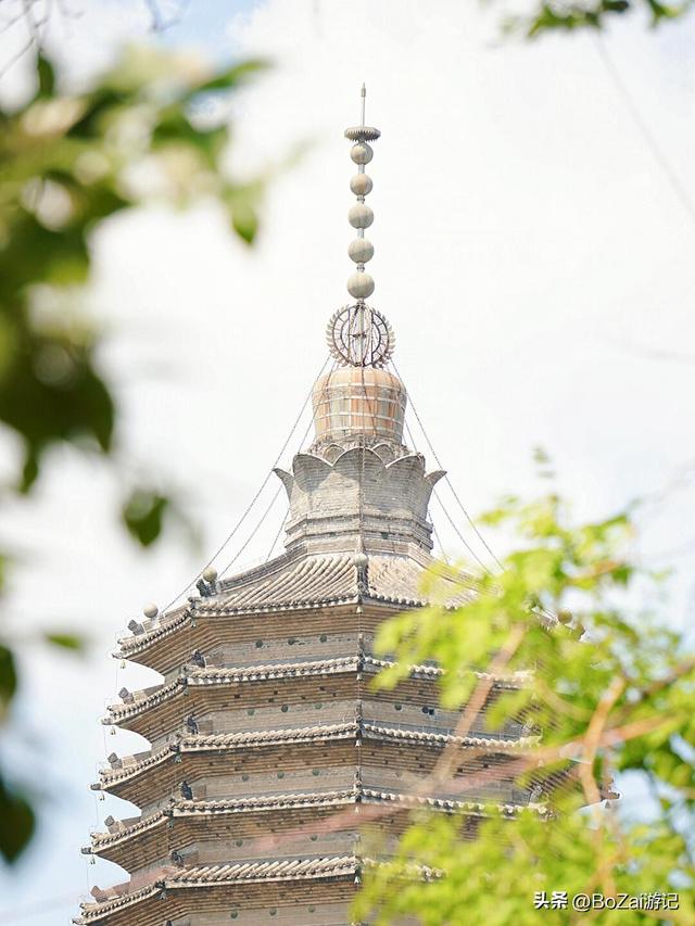 辽塔塔刹战火毁，参照辽工复原铁刹，锦州古城标历史