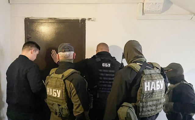 泽连斯基心腹被“抄家”，乌克兰变天倒计时？