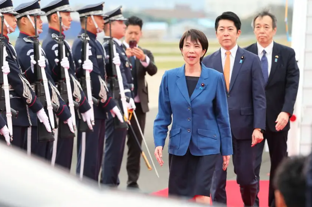 日本内阁正式批了！开始转守为攻	，要在一大领域，重点针对中俄