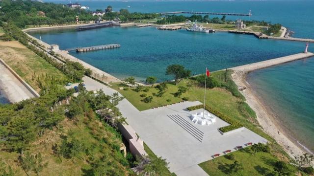 嗨 ~ 海 海 海 海 海 ~