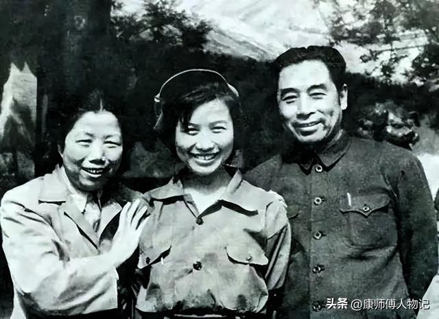 晚年邓颖超透露：恩来在上海有另外一任“妻子”，俩人相处很默契