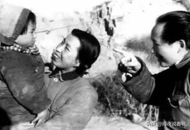 85年，李讷去探望妈妈途中偶遇李银桥，李：我把我同事介绍给你吧