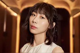 “一尿”成名三封影后，2年婚姻1年出轨，任素汐凭什么被资本力捧图片