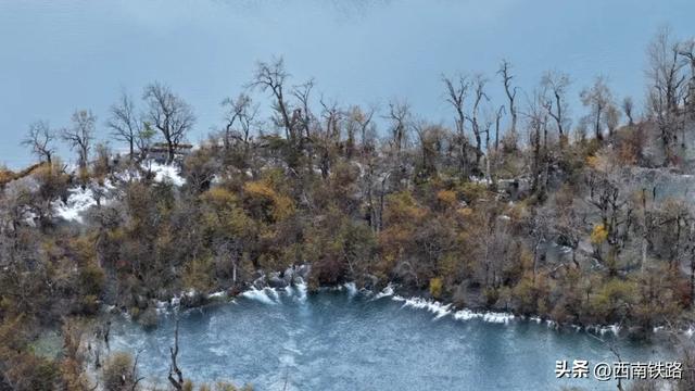 动车出行有多火?这个景区打破40年客流量纪录!
