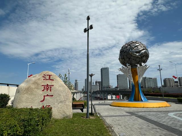 图说江城——吉林市的三十个广场