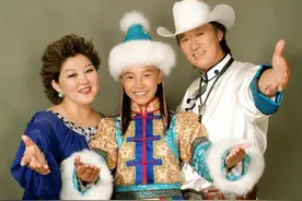 万万没想到《吉祥三宝》父亲早故世，女儿嫁到韩国，母亲孤独生活图片