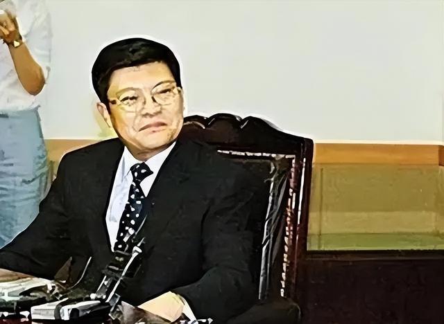 潜伏在我国高层的四大间谍，被安插在军政两界，导致我国损失惨重