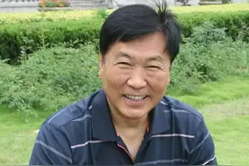 他是我国第3位世乒赛男单冠军，妻子也是乒乓国手，他已去世5年图片