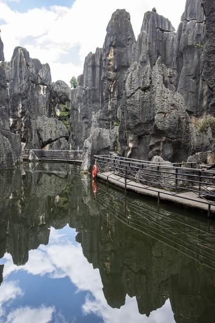 你所不知道的云南十八怪——石头长在云天外