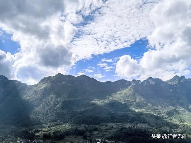 多彩贵州自驾游之荔波小七孔:山水秘境中的翡翠画卷