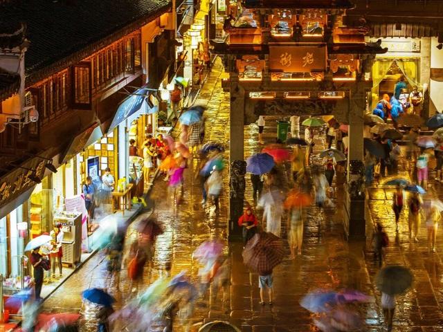 推窗见黄山：徽韵山景，揉进初冬 | 皖美冬日 | 第十五届安徽国际文化旅游节