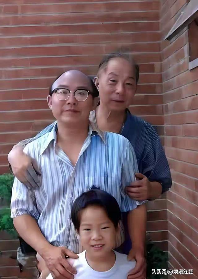 张学良和赵一荻被幽禁的真实彩色照，35岁赵一荻皮肤白皙风韵犹存