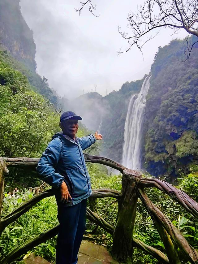 南行漫记：我见过地球上最美丽的一道疤痕，她叫马岭河峡谷