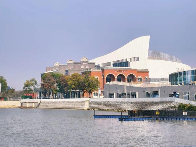 逛起来！8小时10个公园！